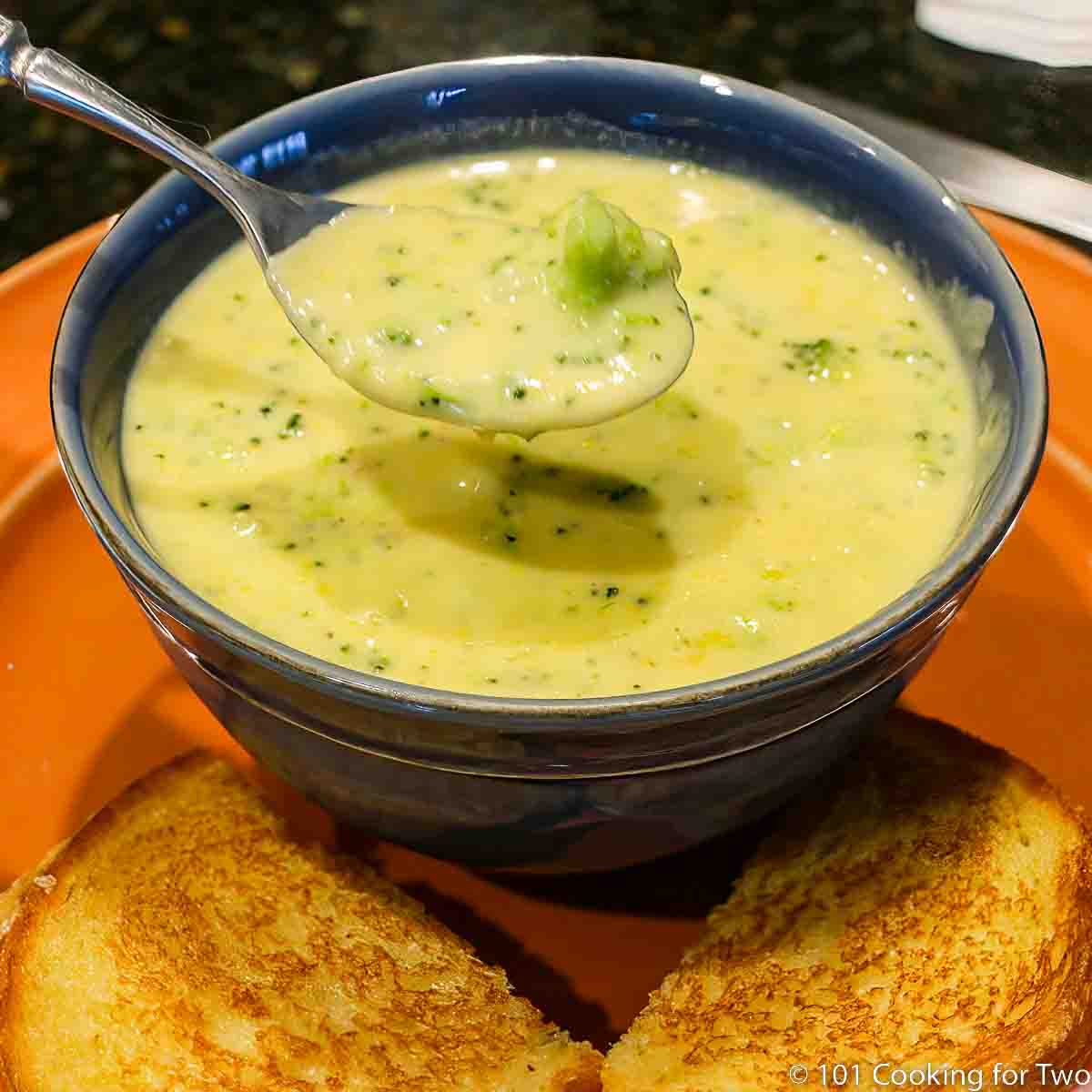 Quick & Easy Creamy Broccoli Cheese Soup Recipe